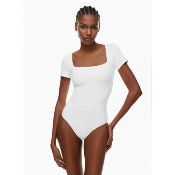 nwot Babaton contour squareneck short sleeve bodysuit S - Picture 2 of 3
